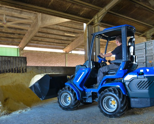 High volume bucket for mini loaders MultiOne 03