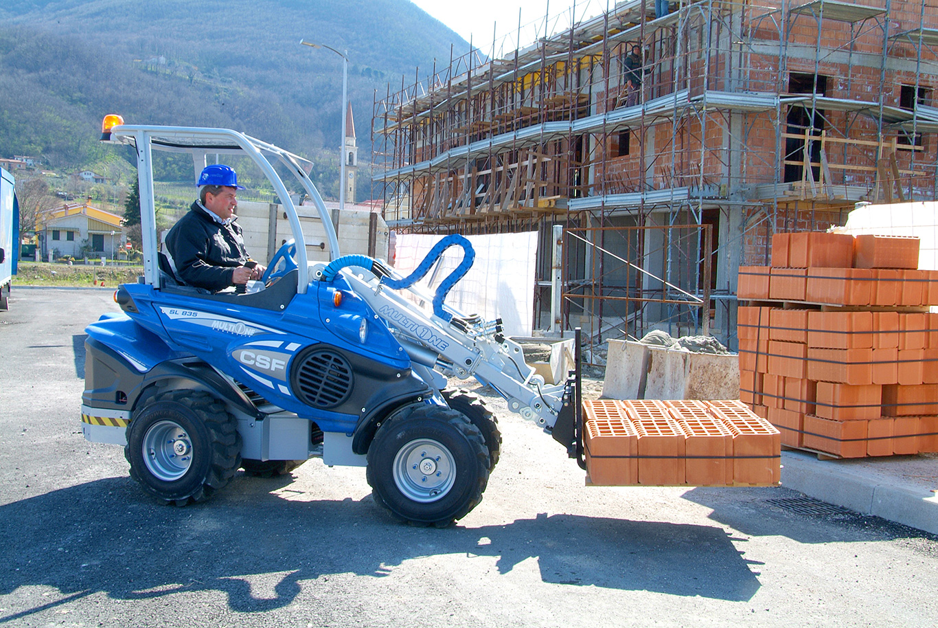 Pallet fork for mini loaders MultiOne 02