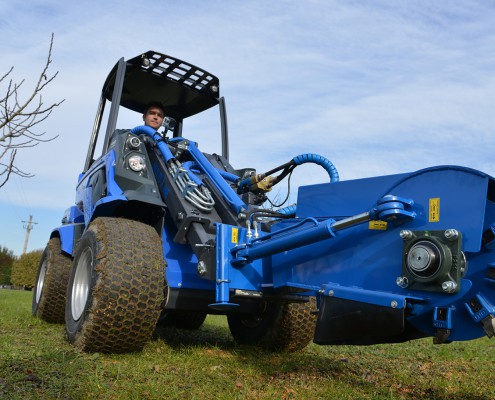 stump-grinder-for mini loader