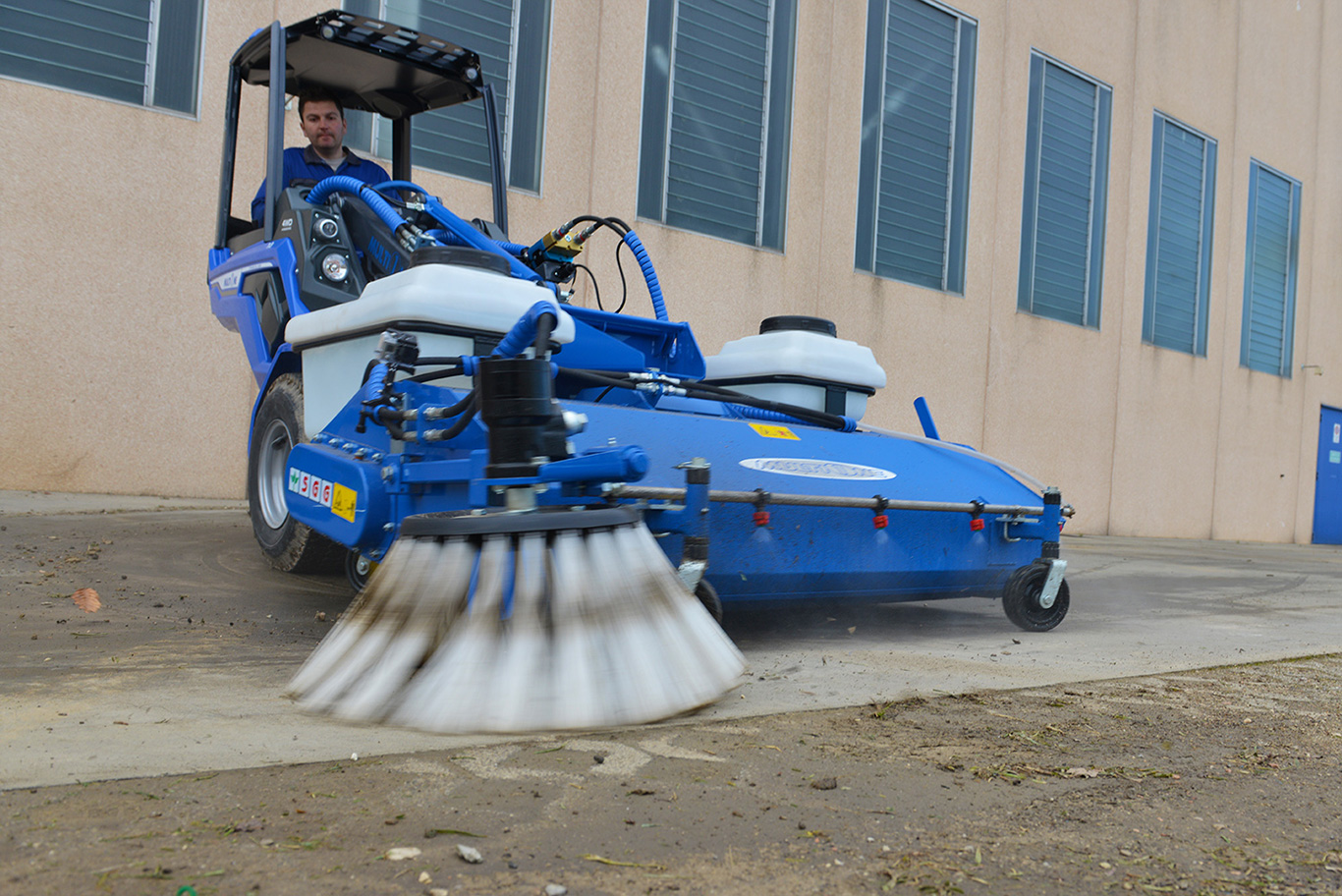 Multione-sweeper for mini loaders