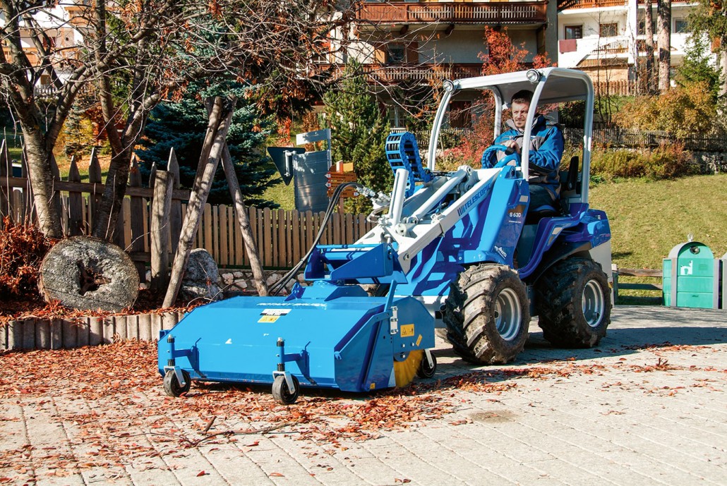 MultiOne mini loader S630 with sweeper